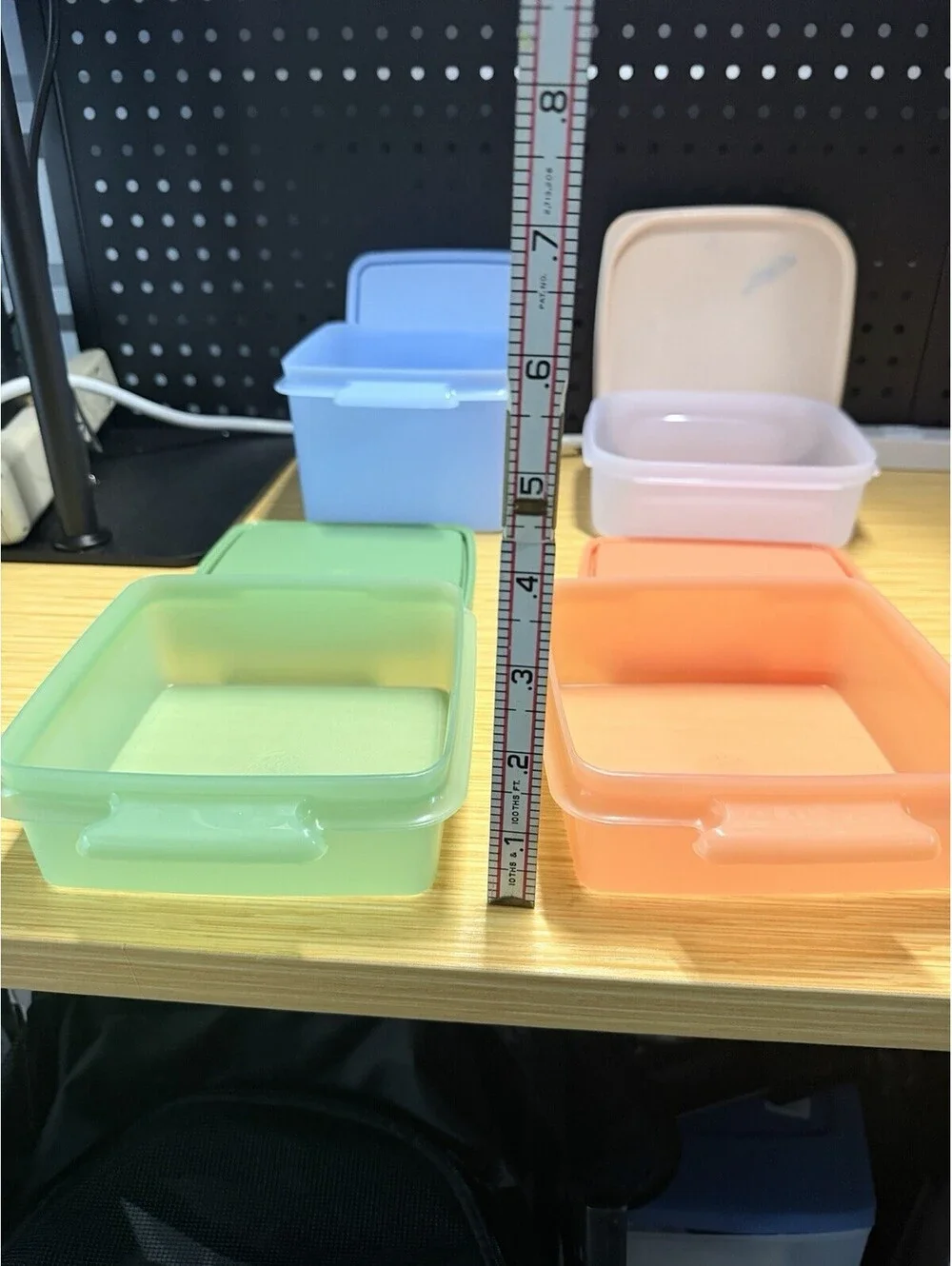 VTG Tupperware 4 Lunch Containers & Lids Storage Green Pink Blue Orange *